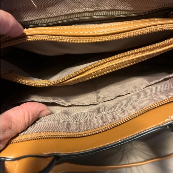 Purse - Picture 4 of 6